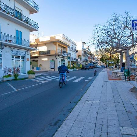 Casa Rosamaria Giardini Naxos Exterior foto