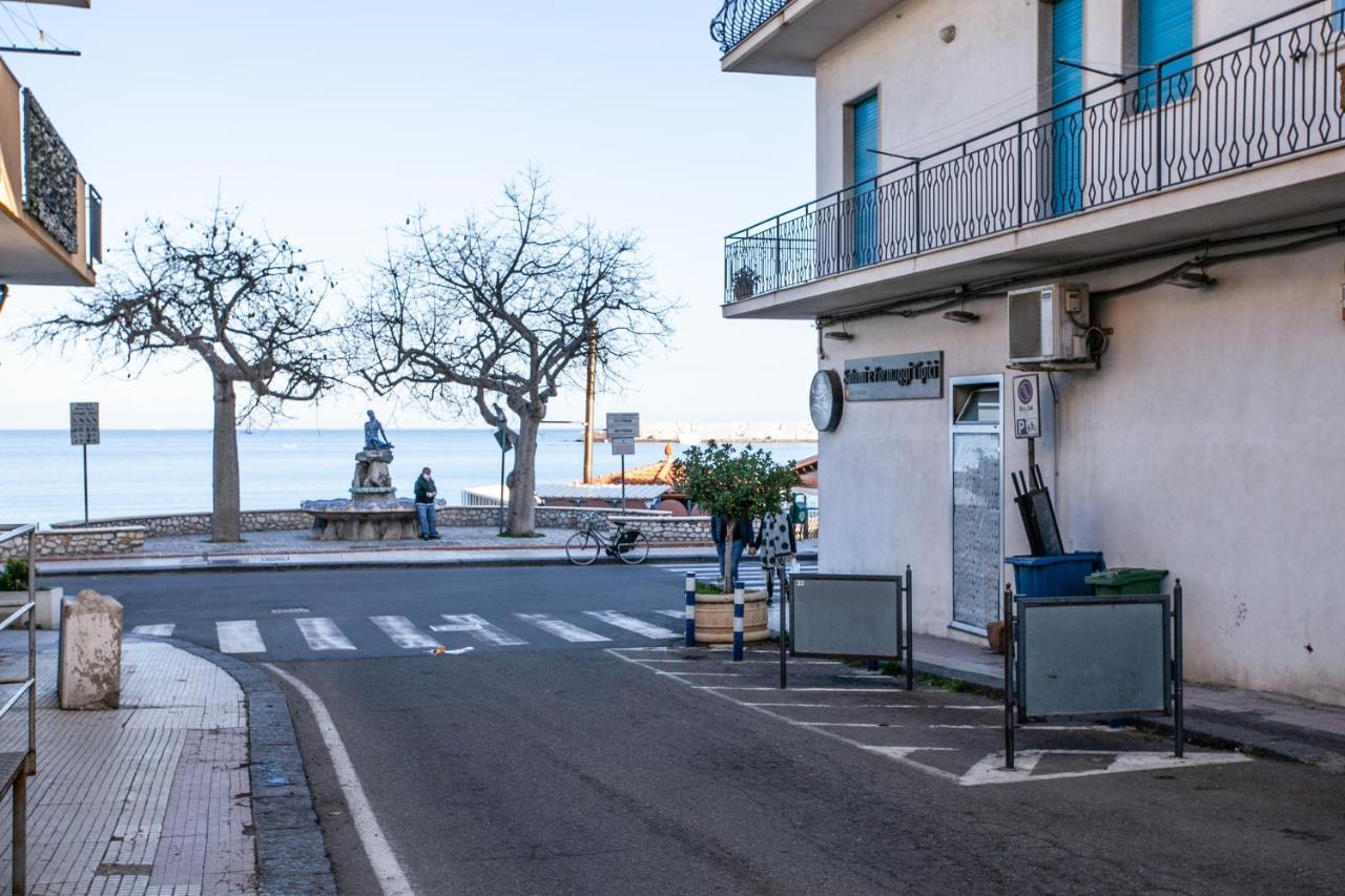 Casa Rosamaria Giardini Naxos Exterior foto